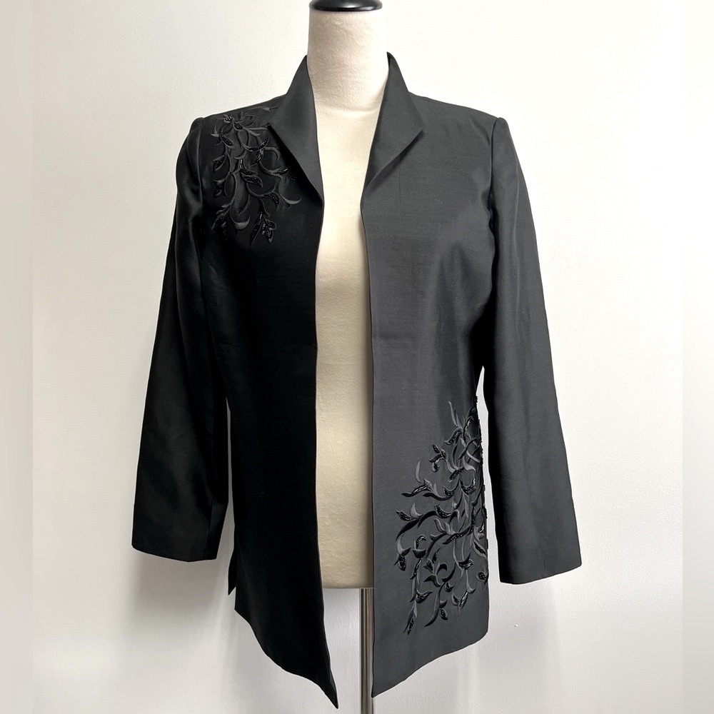 Silk Vintage Embroidered Black Blazer Women’s Size Small